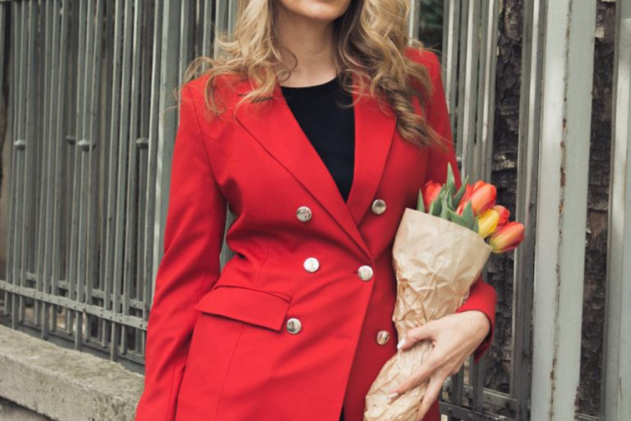 Prva fotografija naslednika: Kristina Radenković ovako uživa sa sinom Roganom Prva fotografija naslednika: Kristina Radenković ovako uživa sa sinom Roganom