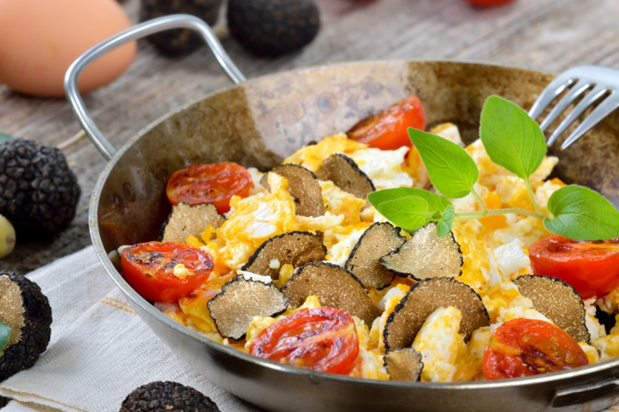 Za vitko telo: Proteinski obroci sa tartufima spremni za samo 30 minuta (RECEPT)