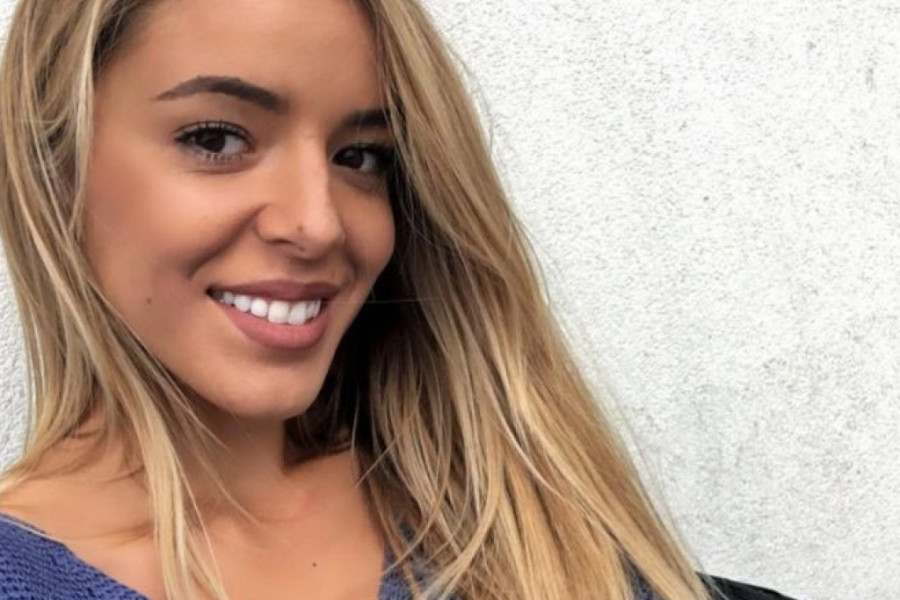 Jovana Jocić OBJAVILA PREDIVNE SLIKE DOJENJA, SVE MAJKE JOJ APLAUDIRAJU! (foto) Jovana Jocić OBJAVILA PREDIVNE SLIKE DOJENJA, SVE MAJKE JOJ APLAUDIRAJU! (foto)