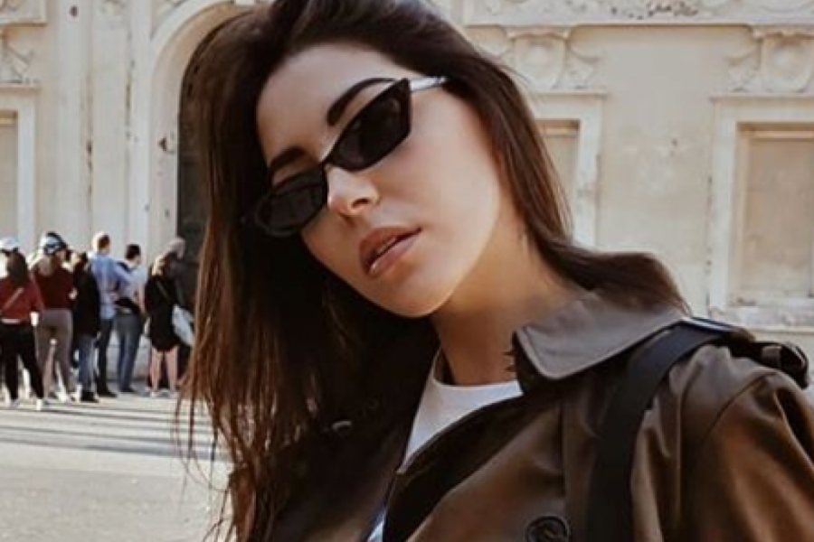 Prelepa ćerka Siniše Mihajlovića sa dečkom FUDBALEROM u STRASNOM POLJUPCU nasred trga u Bolonji (foto) Prelepa ćerka Siniše Mihajlovića sa dečkom FUDBALEROM u STRASNOM POLJUPCU nasred trga u Bolonji (foto)