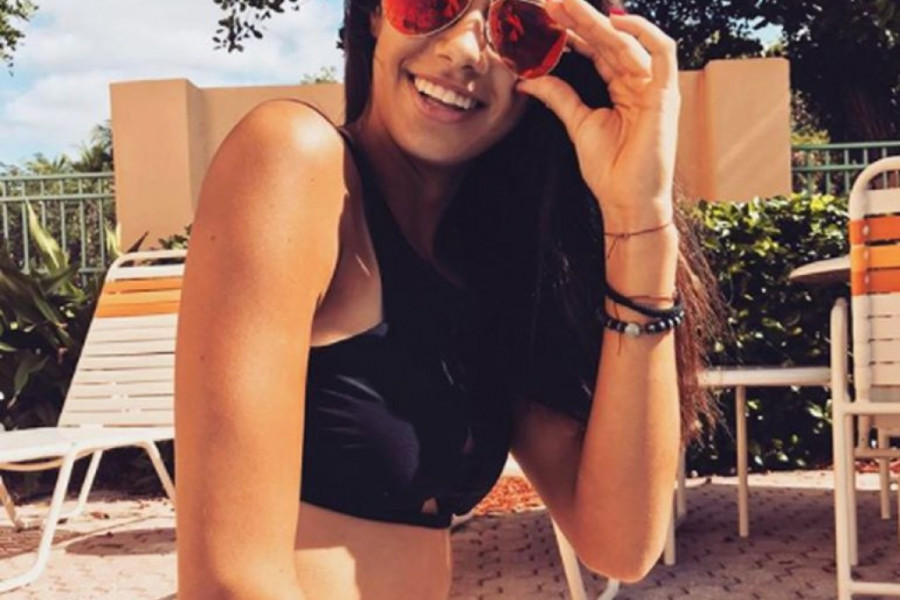 Olga Danilović OPUŠTENO PARIRA Grkinjama, toliko DOBRO IZGLEDA da ne prestaju da je hvale! (foto) Olga Danilović OPUŠTENO PARIRA Grkinjama, toliko DOBRO IZGLEDA da ne prestaju da je hvale! (foto)