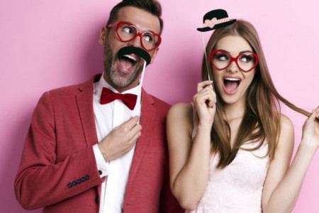 DNEVNI HOROSKOP ZA 14. FEBRUAR: Evo kome će DAN ZALJUBLJENIH DONETI PREGRŠT LEPIH STVARI!