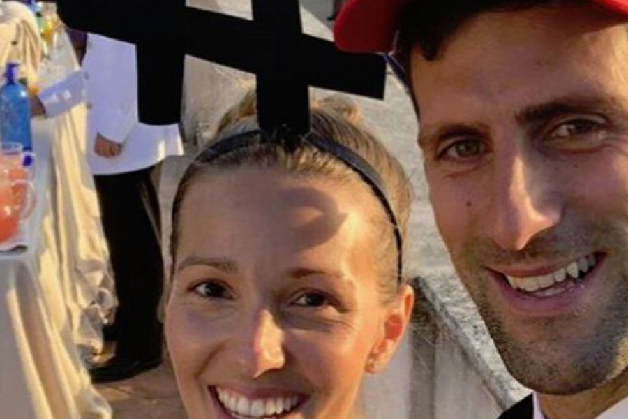 Jelena i Novak Đoković pokazali kako uživaju na odmoru (foto) Jelena i Novak Đoković pokazali kako uživaju na odmoru (foto)