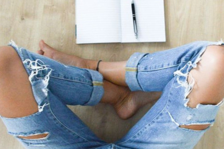 Da li vam se dopadaju: Ovo je novi model farmerki koji je navodno apsolutni hit sezone (foto)