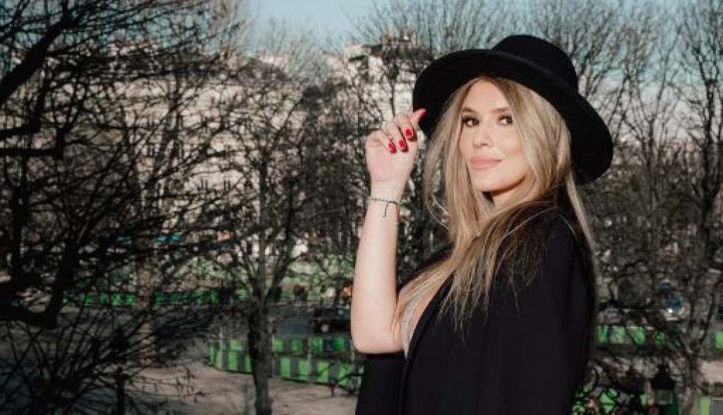 Melina Džinović: Trenerka je sada pravi modni hit Melina Džinović: Trenerka je sada pravi modni hit