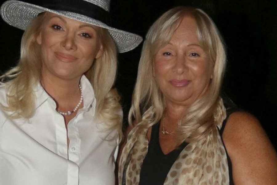 Posle mnogo vremena: Šta je razlog nasmejanih lica Gordane i Ilde Šaulić? Posle mnogo vremena: Šta je razlog nasmejanih lica Gordane i Ilde Šaulić?