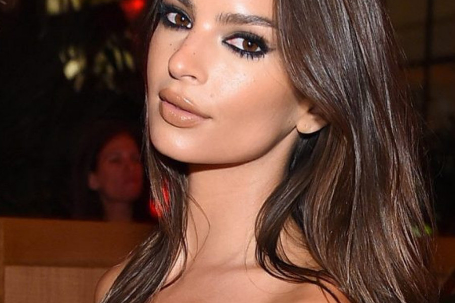 Supermodel Emili Ratajkovski: Na sve je spremna zarad "Instagrama" (FOTO)