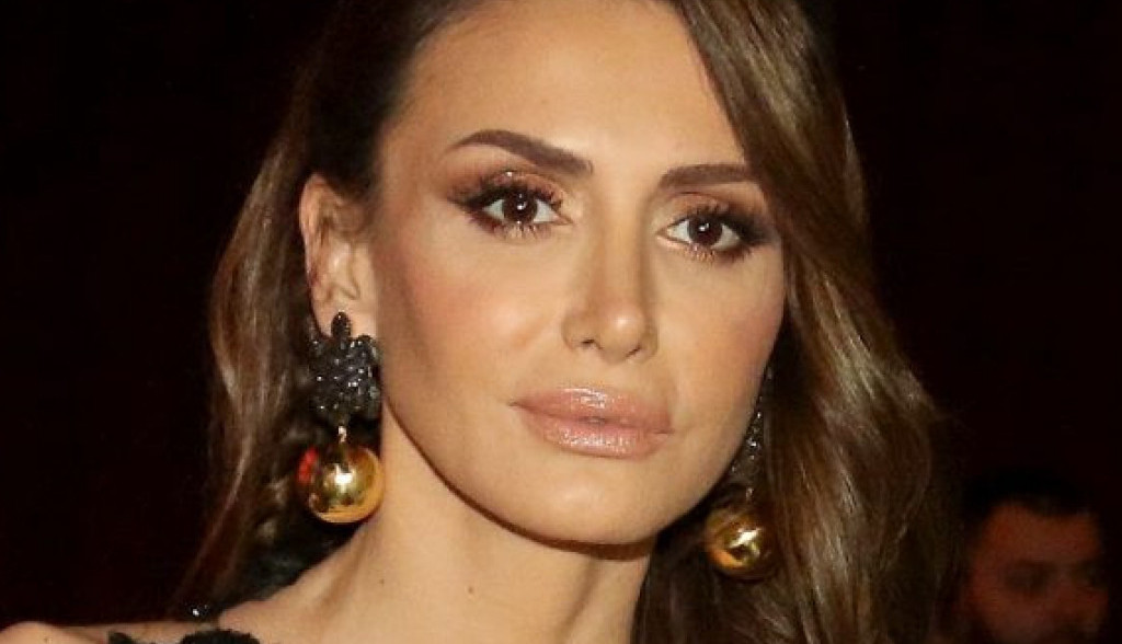 Emina Jahović nikad iskrenije: Od Mustafe i alimentacije ni traga ni glasa Emina Jahović nikad iskrenije: Od Mustafe i alimentacije ni traga ni glasa