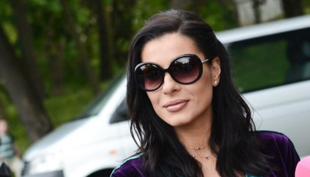 Mia Borisavljević: Bez bebisiterke ne bih mogla da funkcionišem Mia Borisavljević: Bez bebisiterke ne bih mogla da funkcionišem