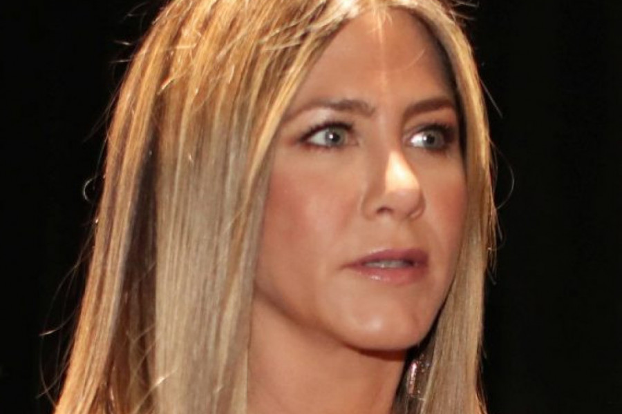 Dženifer Aniston uznemirila obožavaoce fotografijom iz bolnice: Ovako zaista izgleda covid!