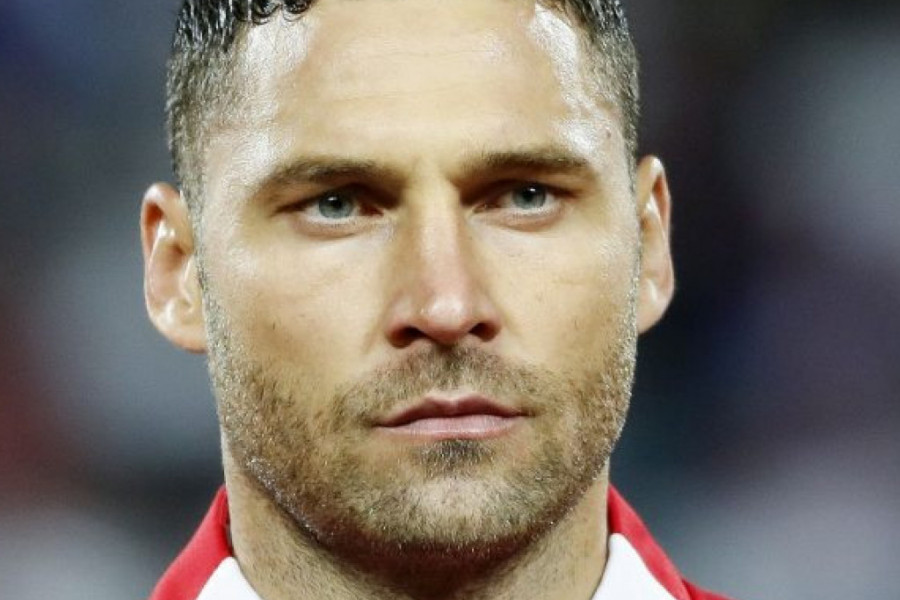 Duško Tošić oglasio se nakon drame koju je preživeo: Ovo je prava istina o onome što se dogodilo na Kalemegdanu Duško Tošić oglasio se nakon drame koju je preživeo: Ovo je prava istina o onome što se dogodilo na Kalemegdanu