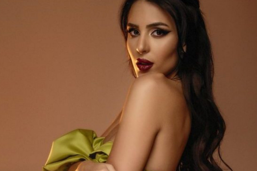 Umesto luksuza i glamura: Anastasija proslavila rođendan uz malu čokoladnu tortu (video) Umesto luksuza i glamura: Anastasija proslavila rođendan uz malu čokoladnu tortu (video)