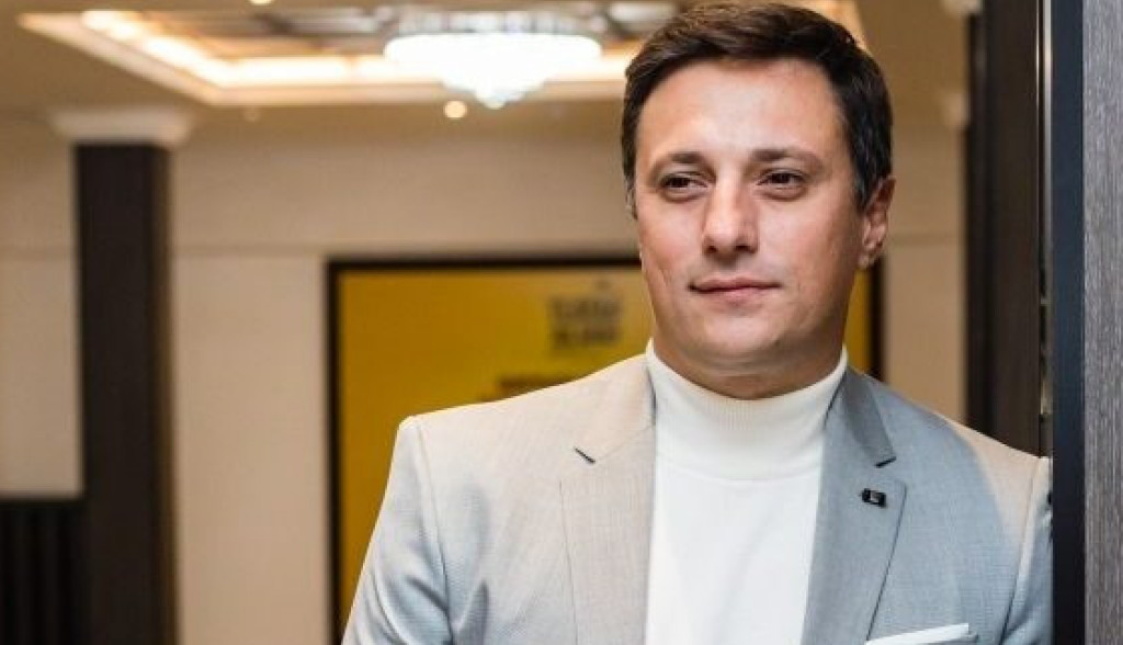 Podvig heroja: Andrija Milošević slomljen od bola otkrio kako je majci produžio život Podvig heroja: Andrija Milošević slomljen od bola otkrio kako je majci produžio život