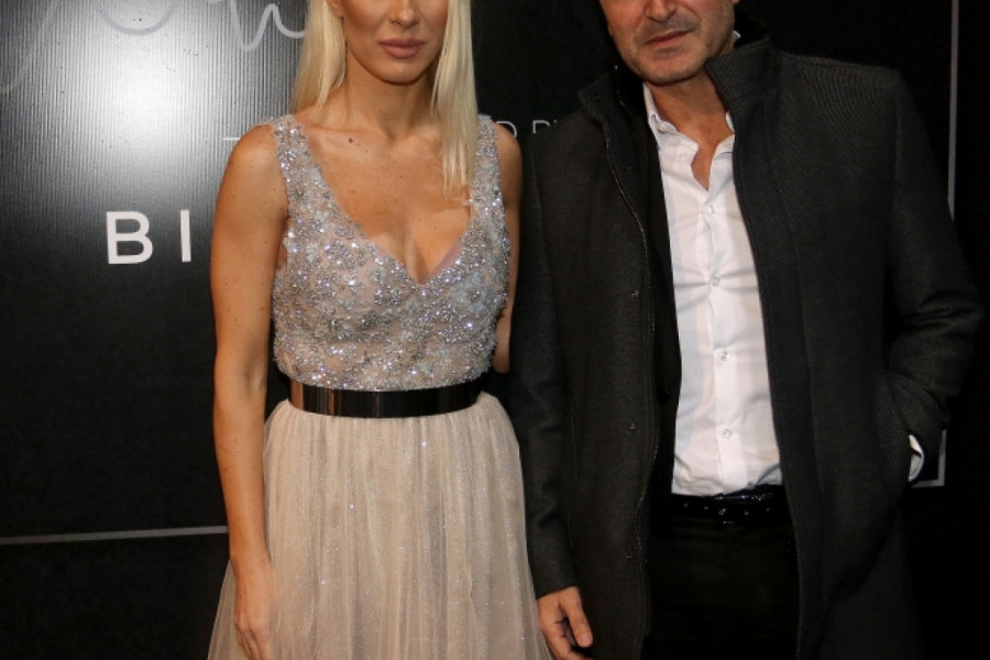 Vesna Đogani na Anabelinu zlobu odgovorila emocijama: Ovde sam odrasla i nije me stid! (foto) Vesna Đogani na Anabelinu zlobu odgovorila emocijama: Ovde sam odrasla i nije me stid! (foto)