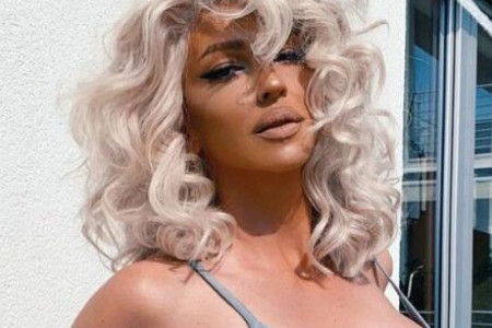 Poput milion dolara! Jelena Karleuša u nikad viđenoj kreaciji (foto)