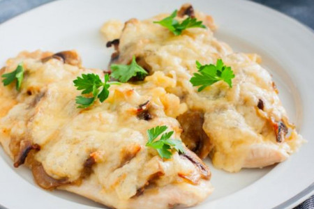 Predlog za ručak: Brz i ukusan obrok sa piletinom za celu porodicu (recept)