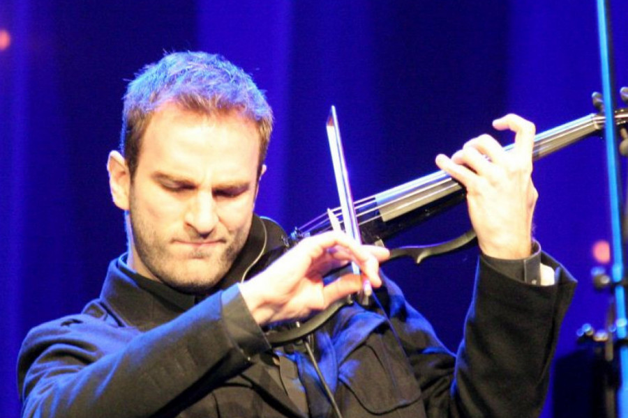 Poznati muzičar magiju ne stvara samo violinom: Stefan Milenković postaje otac! (foto) Poznati muzičar magiju ne stvara samo violinom: Stefan Milenković postaje otac! (foto)