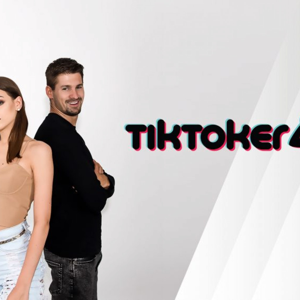 Stanko, Stanoje, Strale i Anja u emisiji povećenoj onome bez čega ne možemo: Tiktoker donosi najaktuelnije videe sa mreža na velike ekrane! Stanko, Stanoje, Strale i Anja u emisiji povećenoj onome bez čega ne možemo: Tiktoker donosi najaktuelnije videe sa mreža na velike ekrane!