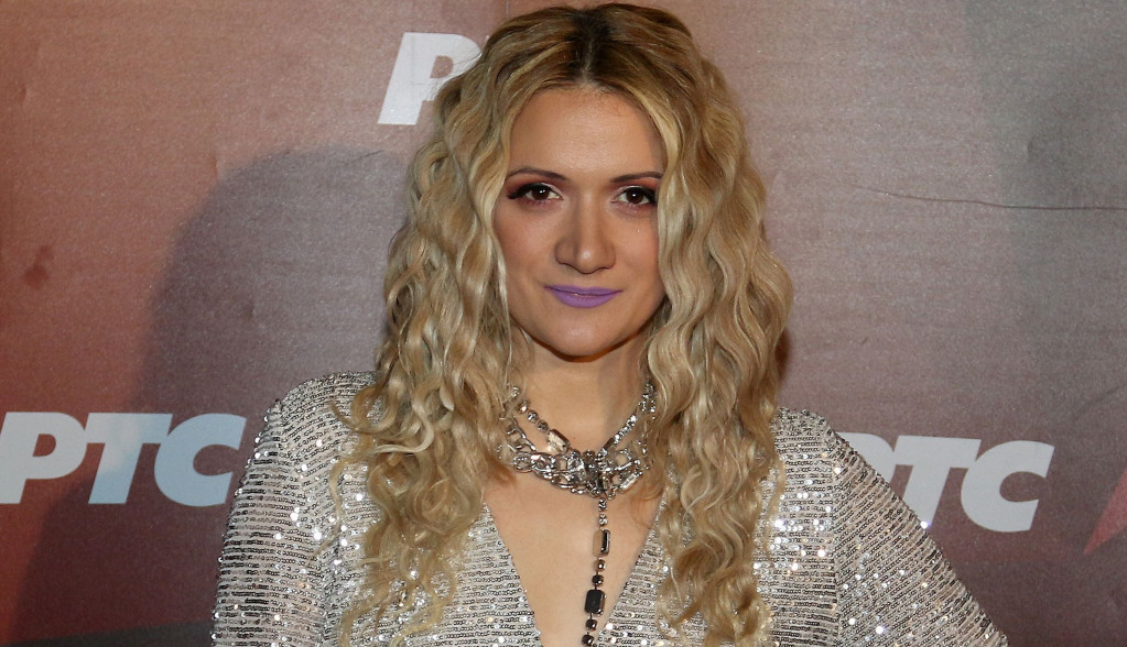Krizna vremena donose teške situacije: Saška Janković raskinula veridbu!