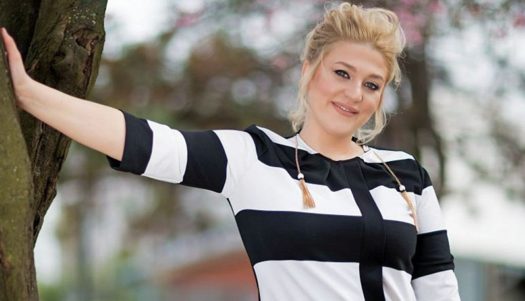 Nataša Aksentijević: Ovo sam ja, žena od preko 100 kilograma! (FOTO) Nataša Aksentijević: Ovo sam ja, žena od preko 100 kilograma! (FOTO)