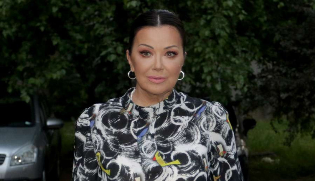 Voditeljka Dragana Katić u šoku: Ostavio me nasred ulice! Voditeljka Dragana Katić u šoku: Ostavio me nasred ulice!