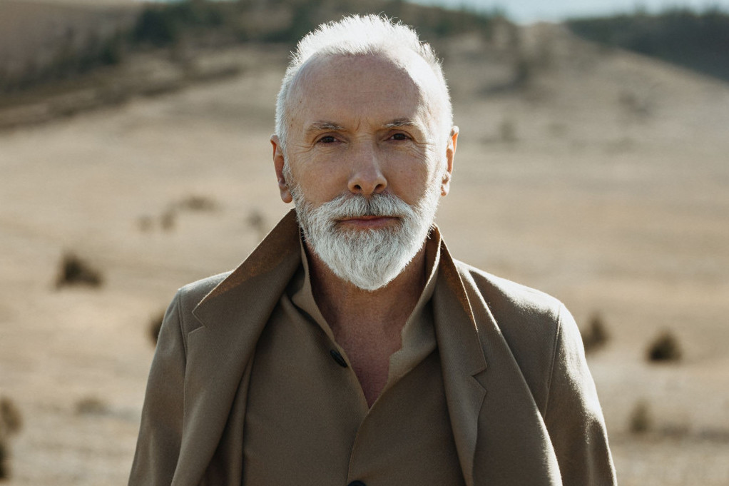 Sin Dina Merlina konačno u javnosti: Ovo je Hamza, jedan pogled je dovoljan da shvatite koliko liči na oca (FOTO) Sin Dina Merlina konačno u javnosti: Ovo je Hamza, jedan pogled je dovoljan da shvatite koliko liči na oca (FOTO)