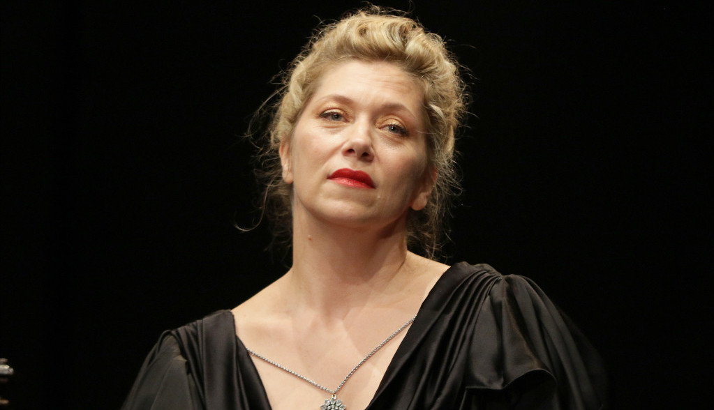 Oglasila se i Branka Katić: Mika mi je govorio da sam glupa, često bi me rasplakao! Oglasila se i Branka Katić: Mika mi je govorio da sam glupa, često bi me rasplakao!