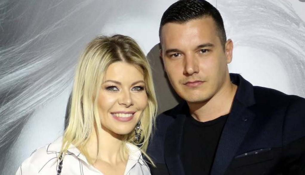 Tragičan gubitak bebe: Danijela Karić sa suprugom traži utehu