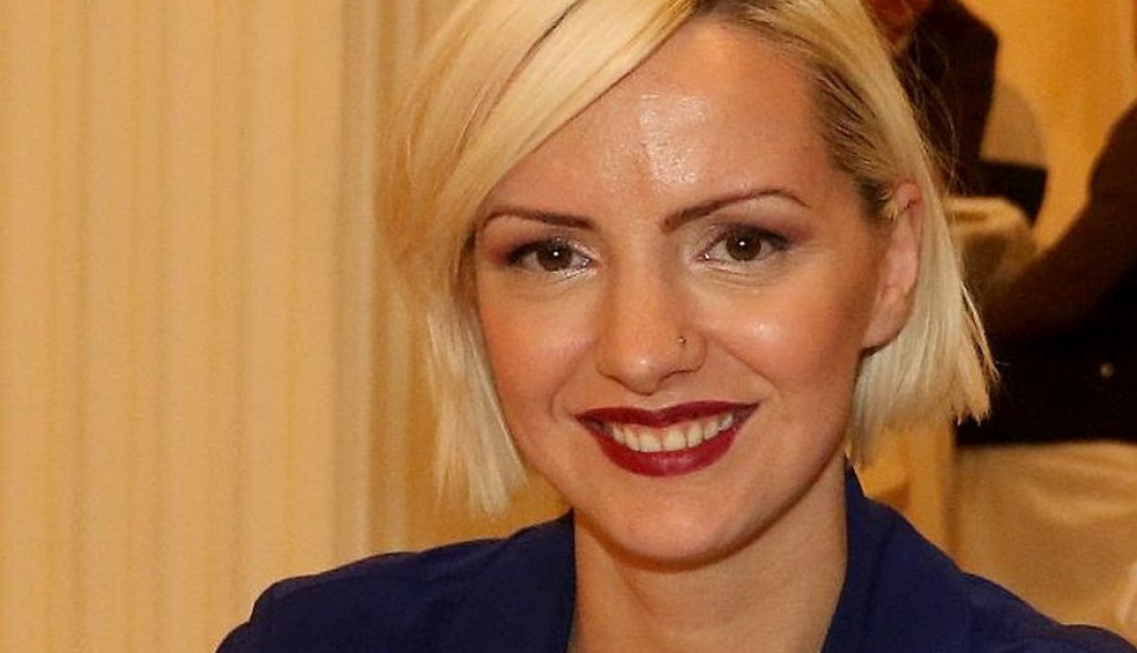 U senci tuge stižu lepe vesti: Porodila se pevačica Milena Vučić