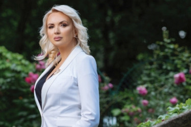 Kaput Darije Kisić idealan je za sakrivanje kilograma, elegantan i svima dostupan! Morate ga imati ove jeseni (FOTO) Kaput Darije Kisić idealan je za sakrivanje kilograma, elegantan i svima dostupan! Morate ga imati ove jeseni (FOTO)