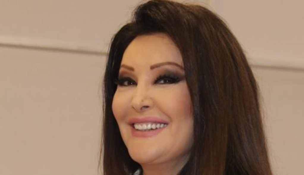 Kada Dragana Mirković slavi, to je uvek grandiozno: Sjaj i raskoš na sve strane! Kada Dragana Mirković slavi, to je uvek grandiozno: Sjaj i raskoš na sve strane!