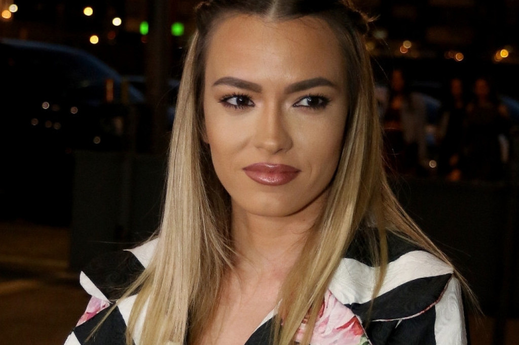 Trudna Ksenija Bujišić na ivici suza: Za sve je kriv on (VIDEO) Trudna Ksenija Bujišić na ivici suza: Za sve je kriv on (VIDEO)