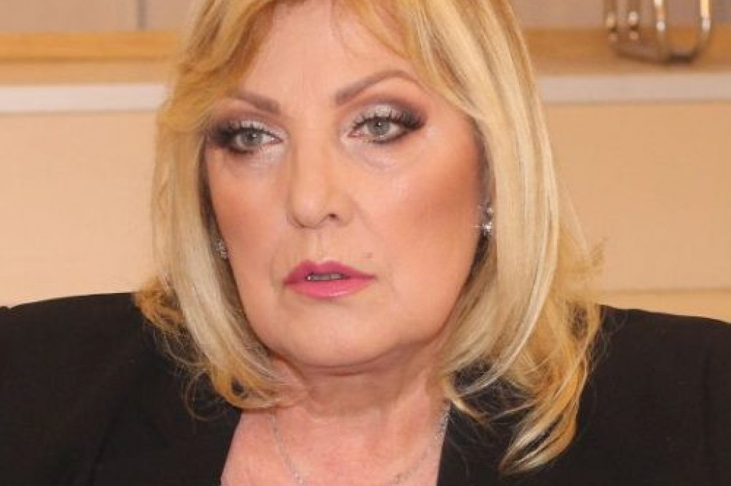 POSLE SVIH PONIŽENJA: Snežana Đuričić jasno stavila do znanja ODLUKU o RASKIDU sa doktorom Vanjom POSLE SVIH PONIŽENJA: Snežana Đuričić jasno stavila do znanja ODLUKU o RASKIDU sa doktorom Vanjom