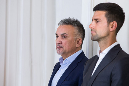 LOŠE VESTI iz Australije na dan finala: Evo šta se desilo između Novaka i Srđana Đokovića, Dijana uplakana LOŠE VESTI iz Australije na dan finala: Evo šta se desilo između Novaka i Srđana Đokovića, Dijana uplakana