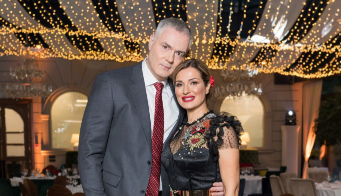 Supruga Dejana Tomaševića za "Story" OTKRIVA: Moj prvenac se verio! (foto) Supruga Dejana Tomaševića za "Story" OTKRIVA: Moj prvenac se verio! (foto)