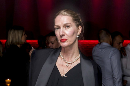 Ne znamo da li prvo da gledamo u PRESKUPE CIPELE ili ZGODNOG MUŽA: Fotografije Marije Tarlać koje ćete zumirati Ne znamo da li prvo da gledamo u PRESKUPE CIPELE ili ZGODNOG MUŽA: Fotografije Marije Tarlać koje ćete zumirati