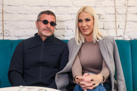 Mali Đogani je izrastao u PRELEPOG FUDBALERA: Sin Vesne i Đoleta konačno u javnosti, pogledajte zašto je postao najveći zavodnik (FOTO) Mali Đogani je izrastao u PRELEPOG FUDBALERA: Sin Vesne i Đoleta konačno u javnosti, pogledajte zašto je postao najveći zavodnik (FOTO)