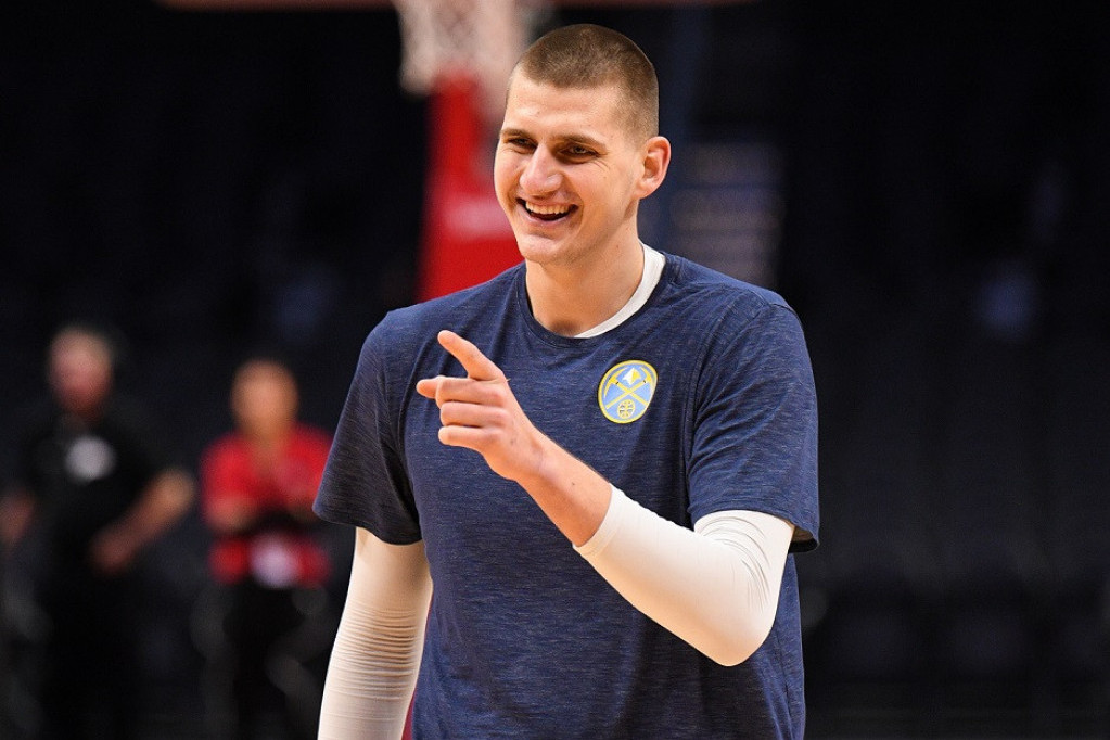 Nikola Jokić je na krovu sveta, ali krije strašnu porodičnu tajnu! Nasilje, hapšenje… OVO SU DETALJI! Nikola Jokić je na krovu sveta, ali krije strašnu porodičnu tajnu! Nasilje, hapšenje… OVO SU DETALJI!