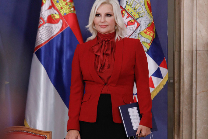 "Važno mi je da bude vredan": Zorana Mihajlović progovorila o svom sinu Draganu, a evo kako on danas izgleda (FOTO) "Važno mi je da bude vredan": Zorana Mihajlović progovorila o svom sinu Draganu, a evo kako on danas izgleda (FOTO)