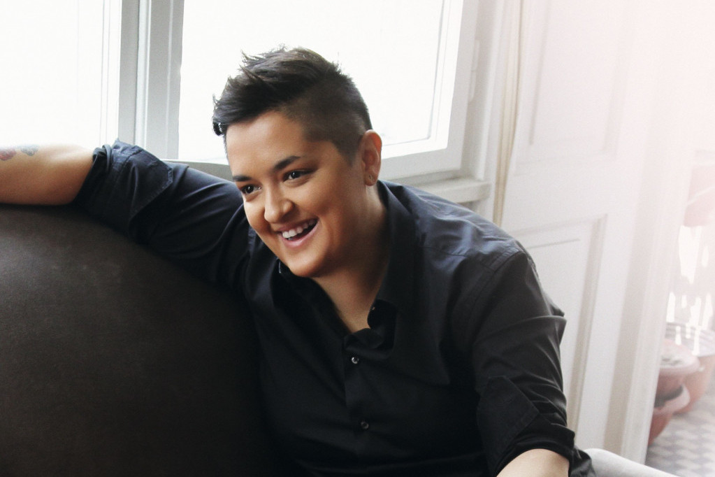 LJUBAV nije da se krije! Marija Šerifović objavila fotografiju i POTVRDILA ko ju je osvojio: Pred njima su sada samo lepe stvari (FOTO) LJUBAV nije da se krije! Marija Šerifović objavila fotografiju i POTVRDILA ko ju je osvojio: Pred njima su sada samo lepe stvari (FOTO)