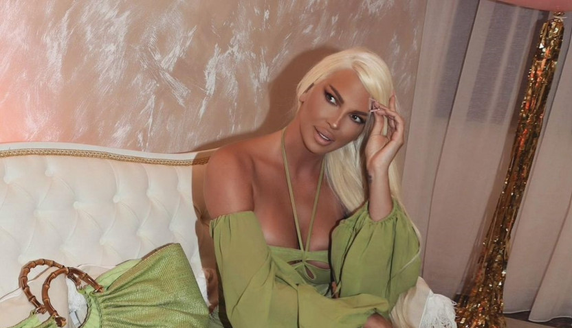 Jelena Karleuša otvoreno o braku i svojim manama: Duško voli kada sam razmažena (VIDEO) Jelena Karleuša otvoreno o braku i svojim manama: Duško voli kada sam razmažena (VIDEO)