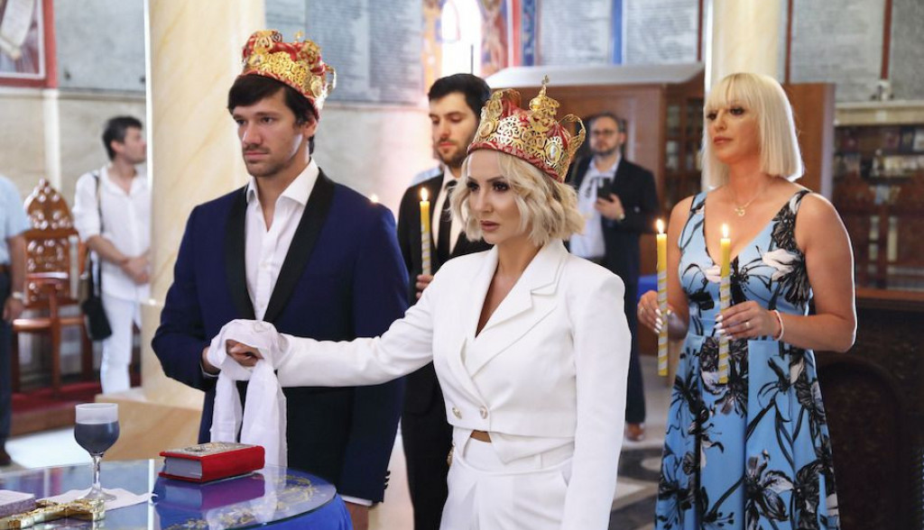 EKSKLUZIVNO! Fotografije venčanja i prvi intervju mladenaca! Goca: Raša sad do kraja života mora da trpi ovu ženetinu EKSKLUZIVNO! Fotografije venčanja i prvi intervju mladenaca! Goca: Raša sad do kraja života mora da trpi ovu ženetinu