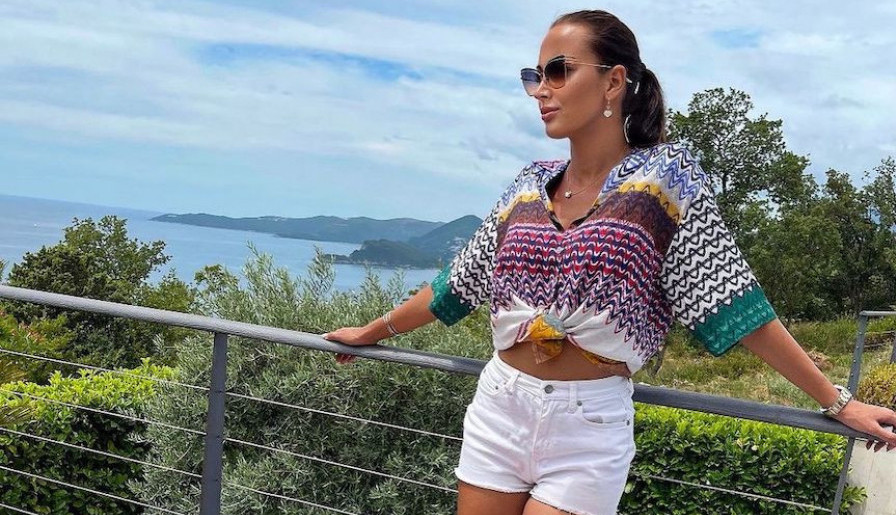 RAZNEŽIĆETE SE: Evo kako sin Aleksandre Prijović i Filipa Živojinovića uživa na BRENINOJ JAHTI