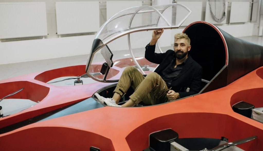 NOVU SEZONU EMISIJE „AMI G SHOW“ OTVARA U LETEĆEM AUTOMOBILU? Ognjen Amidžić odgovorio na izazov i testirao patent Željka Mitrovića! NOVU SEZONU EMISIJE „AMI G SHOW“ OTVARA U LETEĆEM AUTOMOBILU? Ognjen Amidžić odgovorio na izazov i testirao patent Željka Mitrovića!
