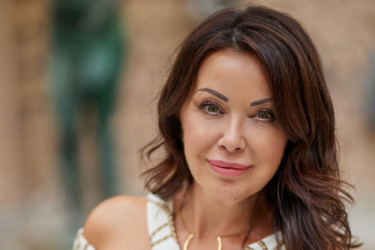 Prekratka haljina Dragane Katić samo za najhrabrije dame:  Da li biste se odvažili da ovako pokažete noge? (FOTO) Prekratka haljina Dragane Katić samo za najhrabrije dame:  Da li biste se odvažili da ovako pokažete noge? (FOTO)