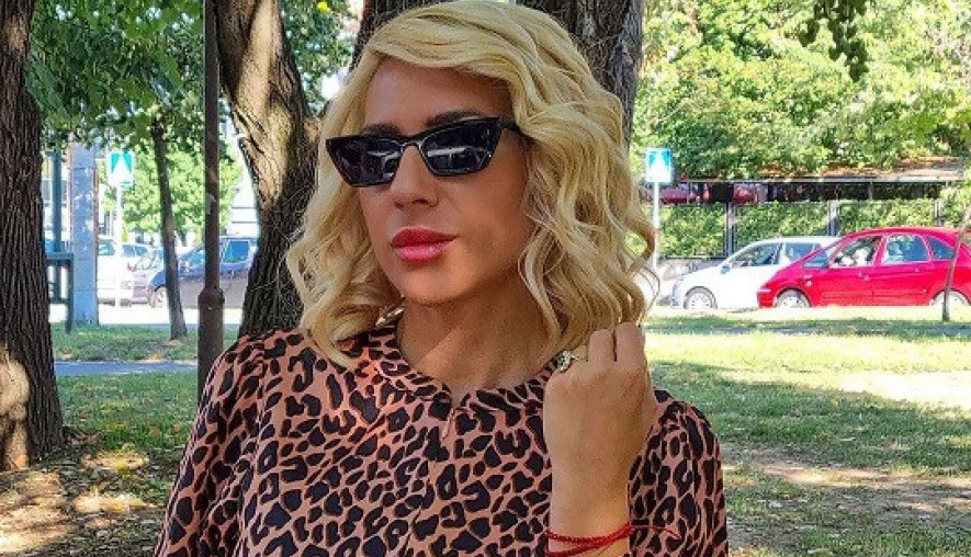 "KAŽU DA SAM LUDA, A EVO ŠTA JA KAŽEM NJIMA": Voditeljka Jovana Jeremić osvrće se na kritike javnosti (VIDEO) "KAŽU DA SAM LUDA, A EVO ŠTA JA KAŽEM NJIMA": Voditeljka Jovana Jeremić osvrće se na kritike javnosti (VIDEO)