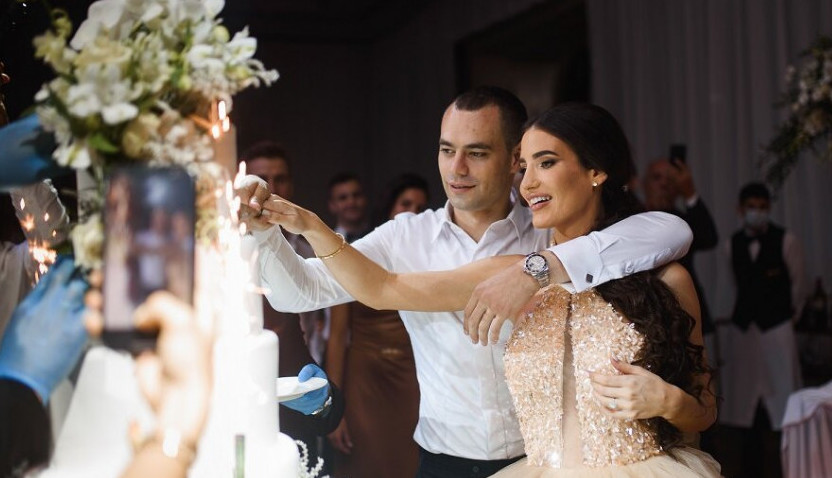 EKSKLUZIVNE FOTOGRAFIJE! Story vas vodi na glamuroznu svadbu Valentine i Kostadina Terzića! On je bio najvažniji gost na venčanju! EKSKLUZIVNE FOTOGRAFIJE! Story vas vodi na glamuroznu svadbu Valentine i Kostadina Terzića! On je bio najvažniji gost na venčanju!
