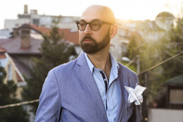 Nikad viđena fotografija Dejana Lutkića sa kosom: Da li biste prepoznali ovog čoveka? (FOTO) Nikad viđena fotografija Dejana Lutkića sa kosom: Da li biste prepoznali ovog čoveka? (FOTO)