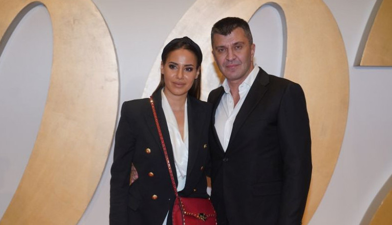 Na beogradskoj premijeri novog "Bonda" sve oči bile su uprte u partnerku Zorana Đorđevića (FOTO) Na beogradskoj premijeri novog "Bonda" sve oči bile su uprte u partnerku Zorana Đorđevića (FOTO)