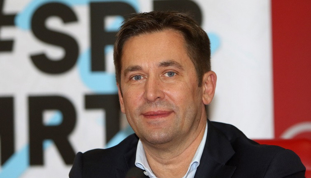 Udala se za srpskog Bila Gejtsa, pa nestala: Kakav život danas vodi Ines bivša supruga Vese Jevrosimovića? (FOTO) Udala se za srpskog Bila Gejtsa, pa nestala: Kakav život danas vodi Ines bivša supruga Vese Jevrosimovića? (FOTO)
